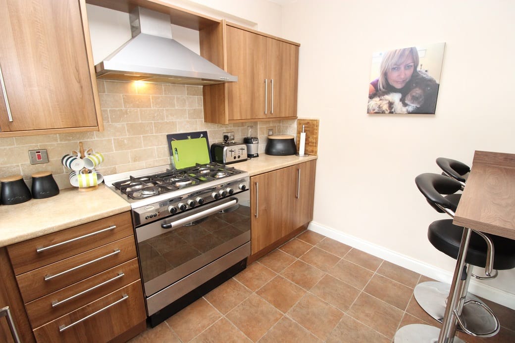 1 Beardmore Cottages, Old Greenock Road, PA4 9PE Nest Estate Agents