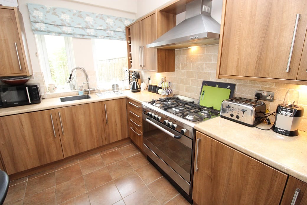 1 Beardmore Cottages, Old Greenock Road, PA4 9PE Nest Estate Agents