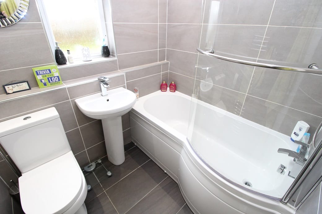 1 Beardmore Cottages, Old Greenock Road, PA4 9PE Nest Estate Agents