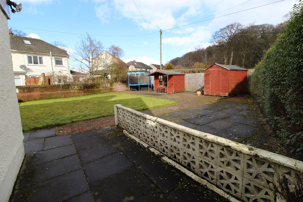 1 Beardmore Cottages, Old Greenock Road, PA4 9PE Nest Estate Agents