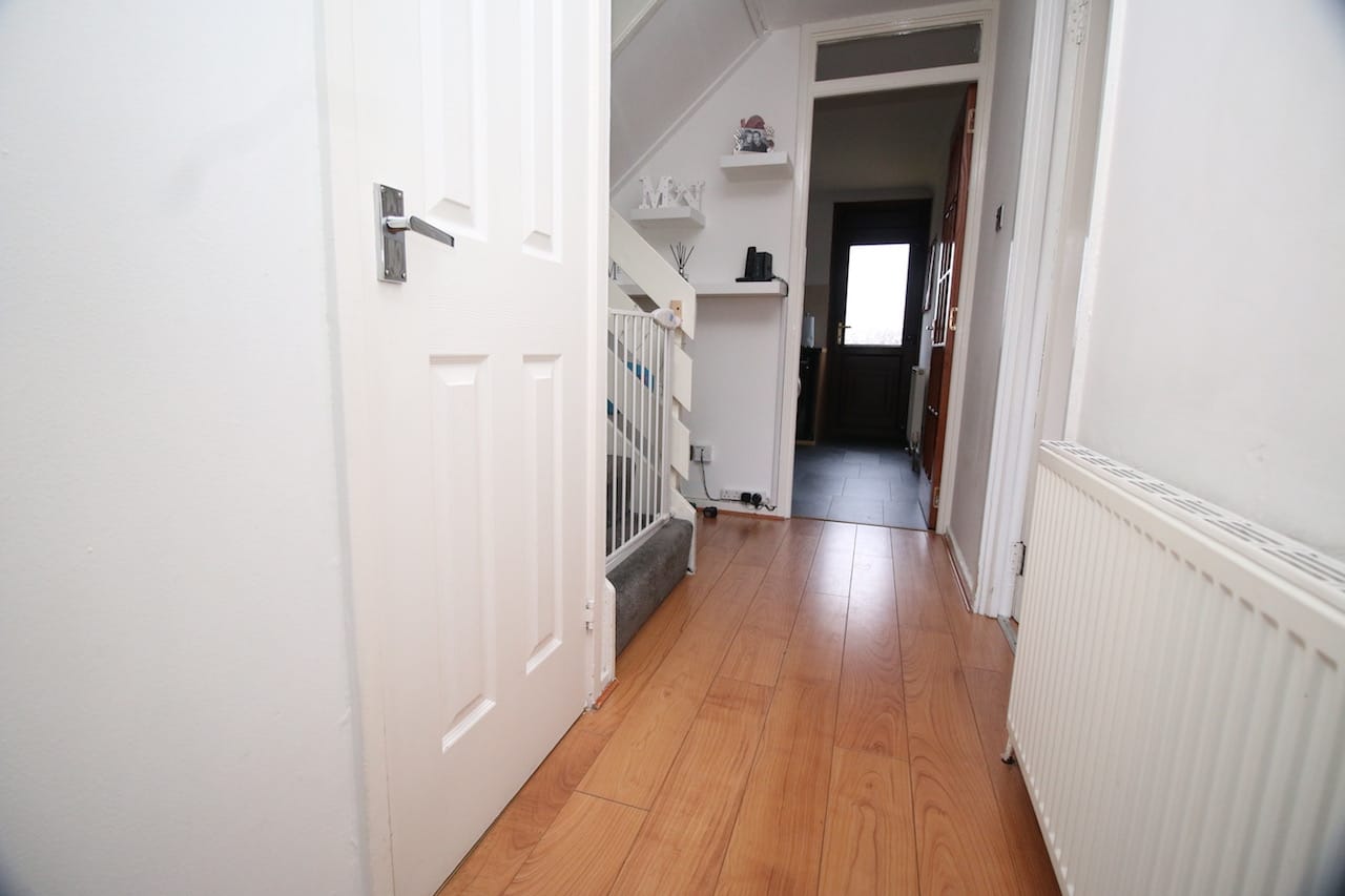 2 Ben Nevis Way, Cumbernauld, G68 9JA Nest Estate Agents