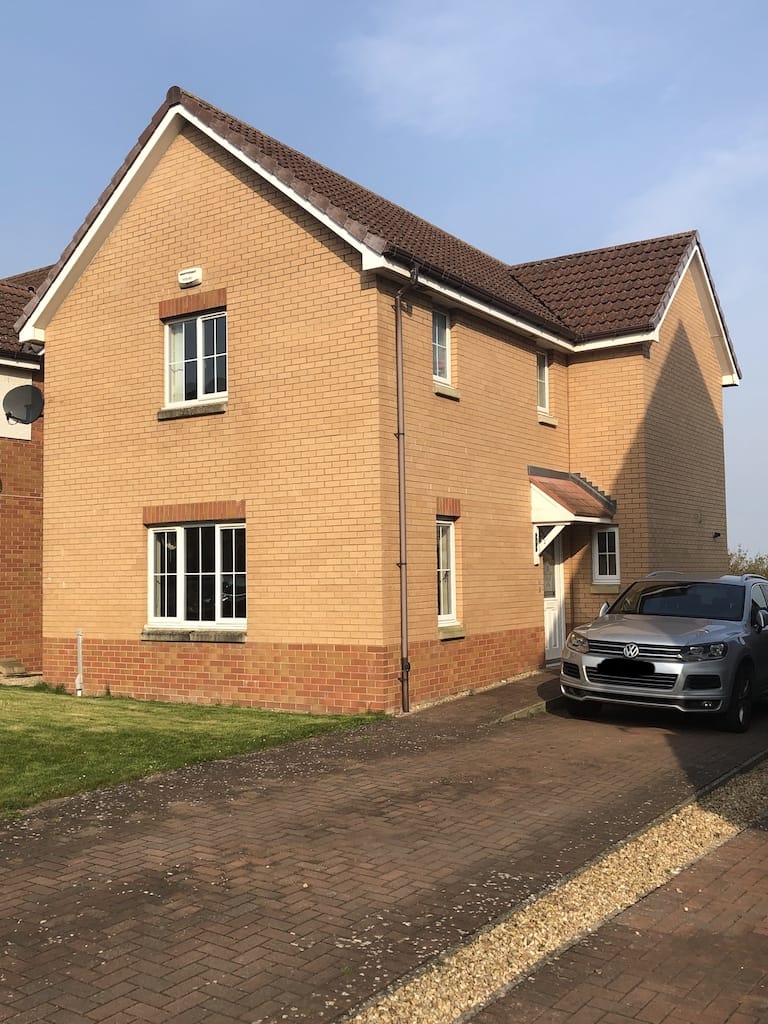 13 Muirhead Place, Reddingmuirhead, FK2 0GX Nest Estate Agents