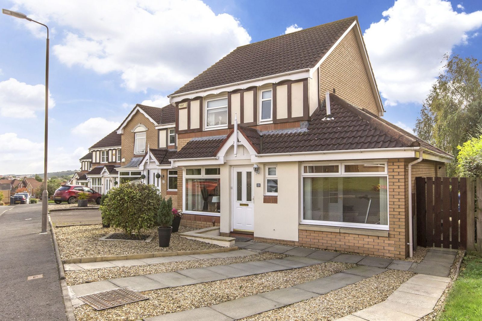 Glengarry Crescent, Lionthorn, Falkirk, FK1 5UD Nest Estate Agents