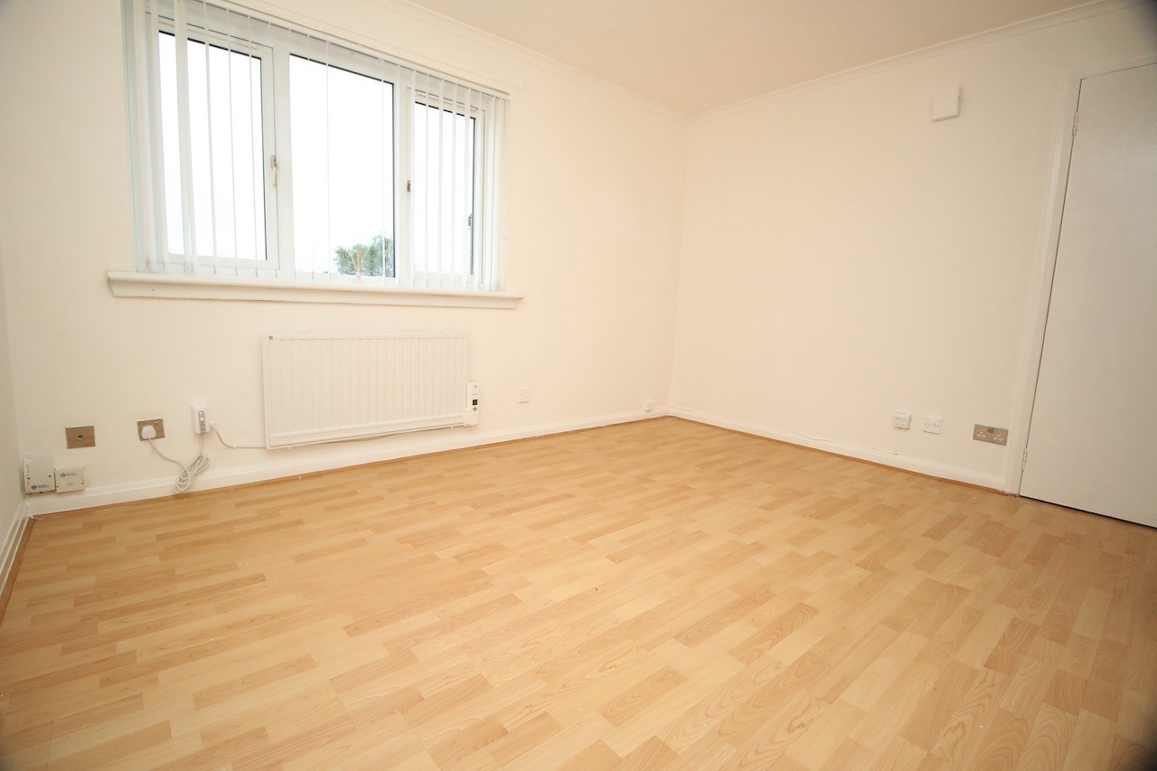 43 Barbeth Way, Condorrat, Cumbernauld, G67 4HU Nest Estate Agents