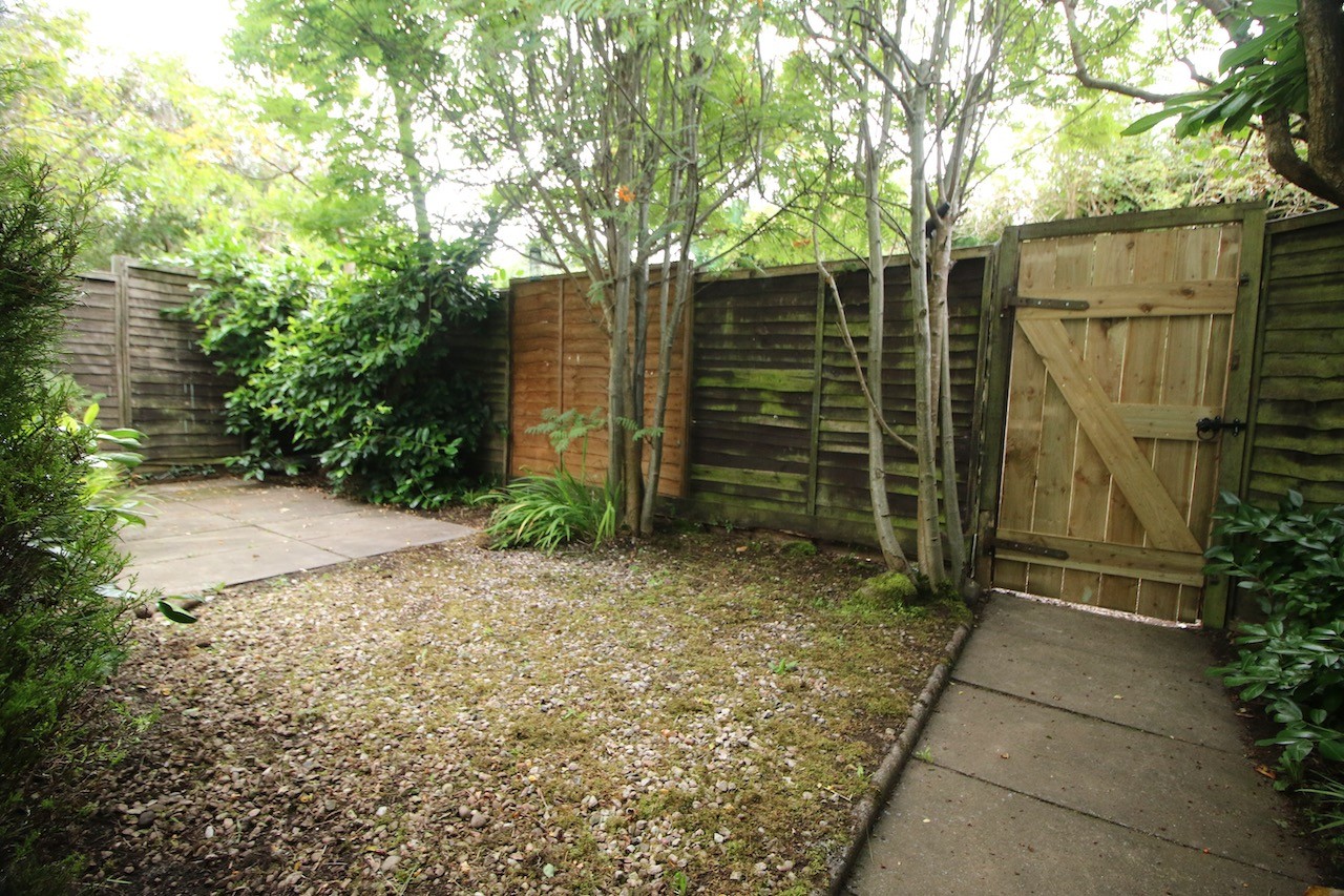 Kenmore Avenue, Polmont Nest Estate Agents