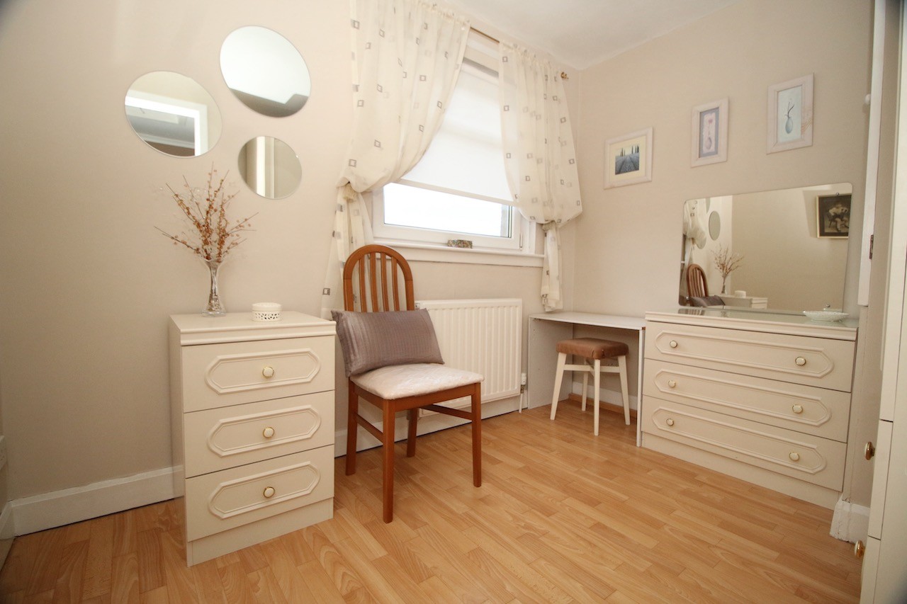 32 Garvald Road, Denny, FK6 5NR Nest Estate Agents