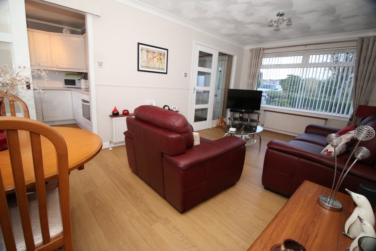 32 Garvald Road, Denny, FK6 5NR Nest Estate Agents