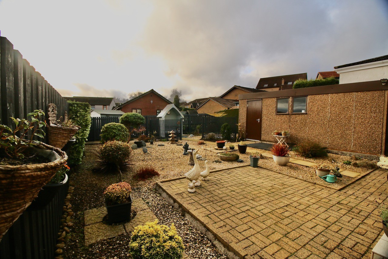 32 Garvald Road, Denny, FK6 5NR Nest Estate Agents