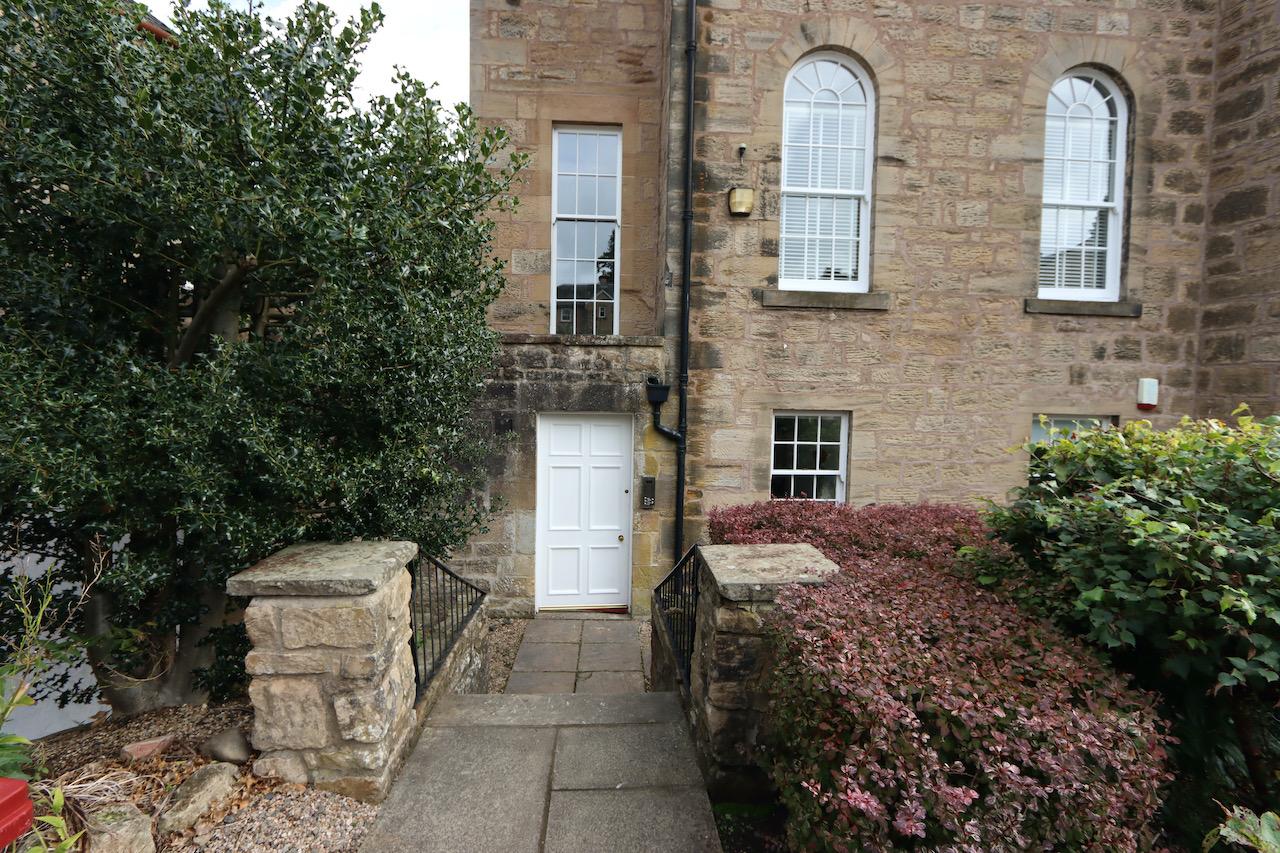 22 Gray Buchanan Court, Polmont FK2 0XR