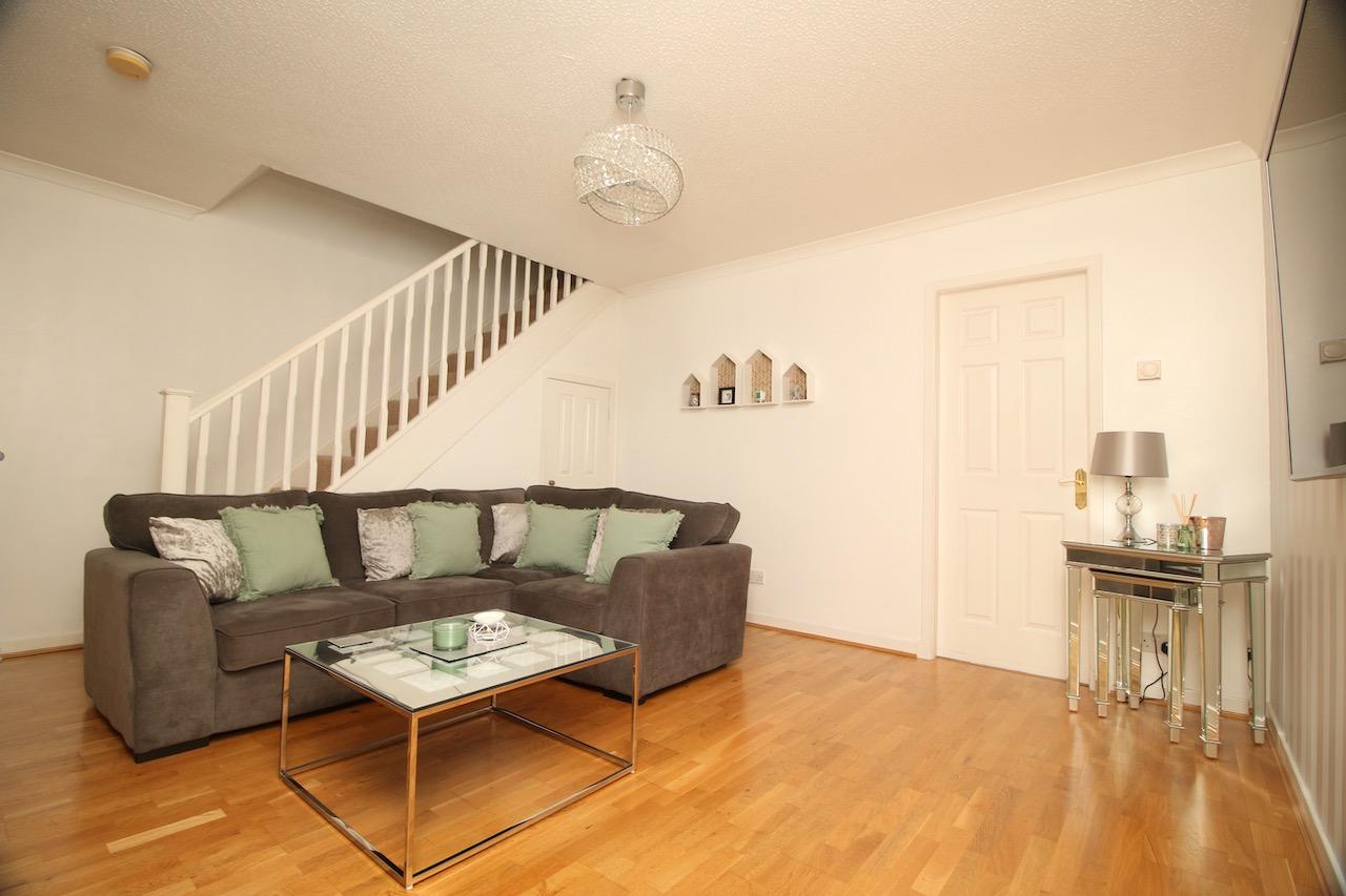 Raith Drive, Blackwood, Cumbernauld Nest Estate Agents