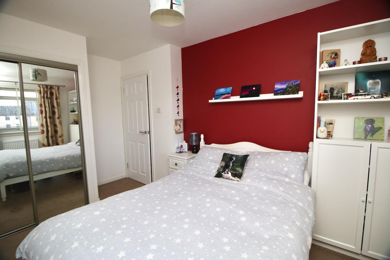 Glen Sannox Drive, Craigmarloch Nest Estate Agents