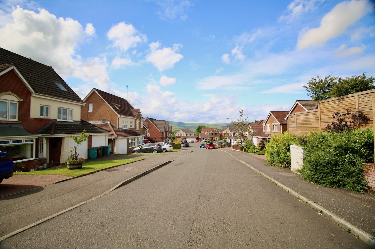 Ratho Drive, Cumbernauld Nest Estate Agents