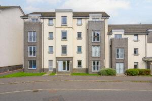 Crookston Court, Larbert, FK5 4XE