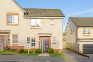 Toptowie Drive, Denny